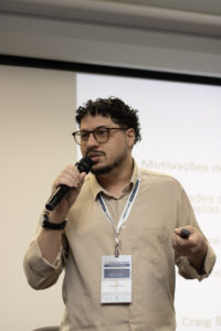 Levando Conhecimento ao Mundo – Apresentação em congressos nacionais e internacionais.